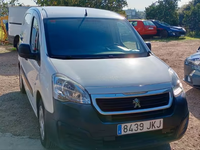 PEUGEOT - PARTNER TEPEE ACCESS 1.6 BLUEHDI 75<br />
